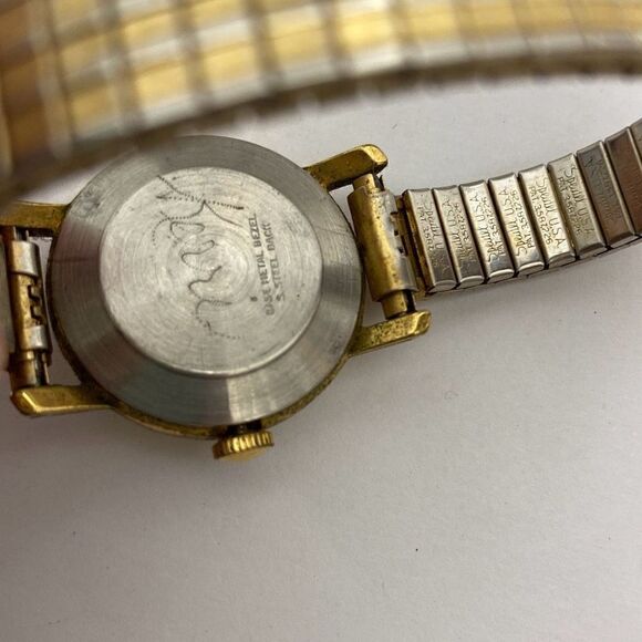 Timex Men's Silver & Gold Tone Stretch Bracelet Stainless Steel Round Wristwatch - Picture 5 of 7